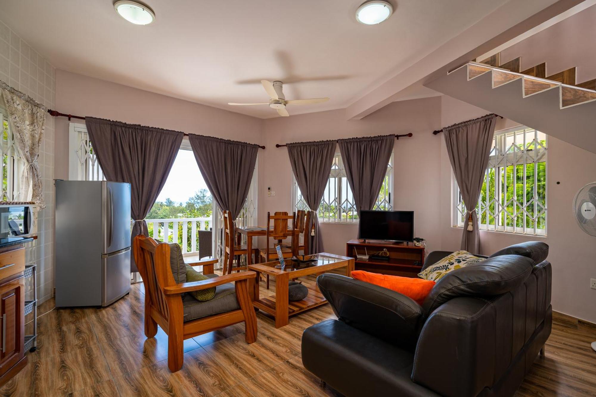 Au Cap Self Catering *