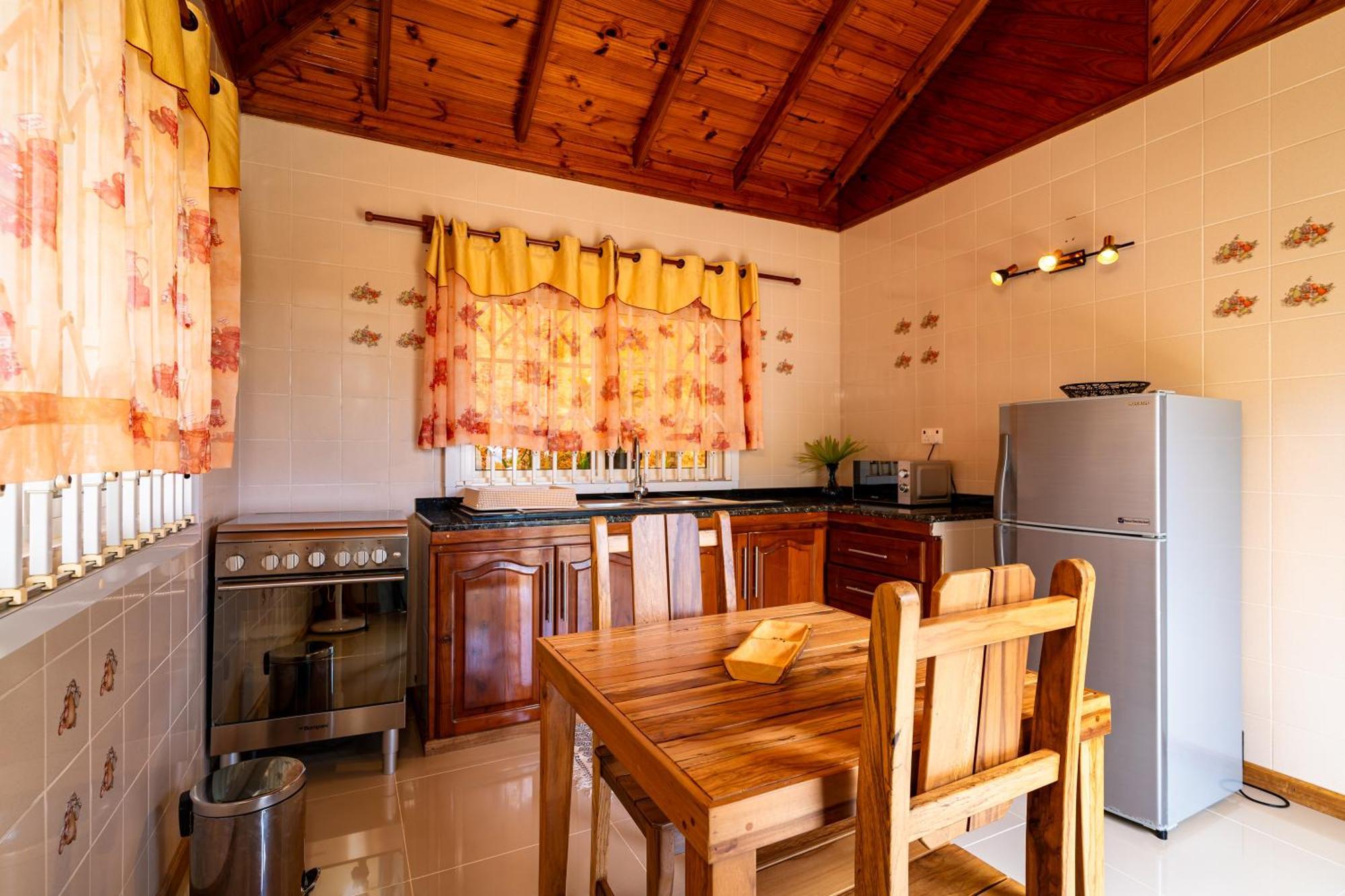 Au Cap Self Catering Анс-о-Пен